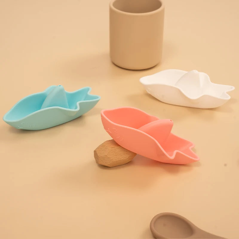 Jeux de bain bateau requin