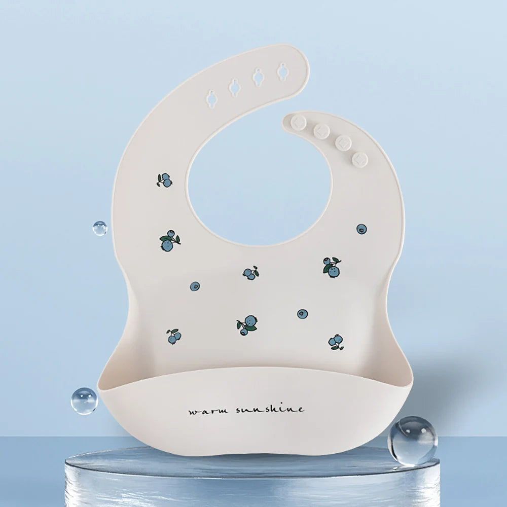 Patterned bib with collector