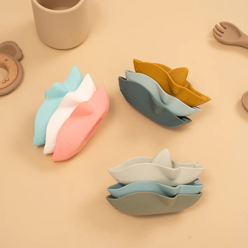 Shark boat bath games