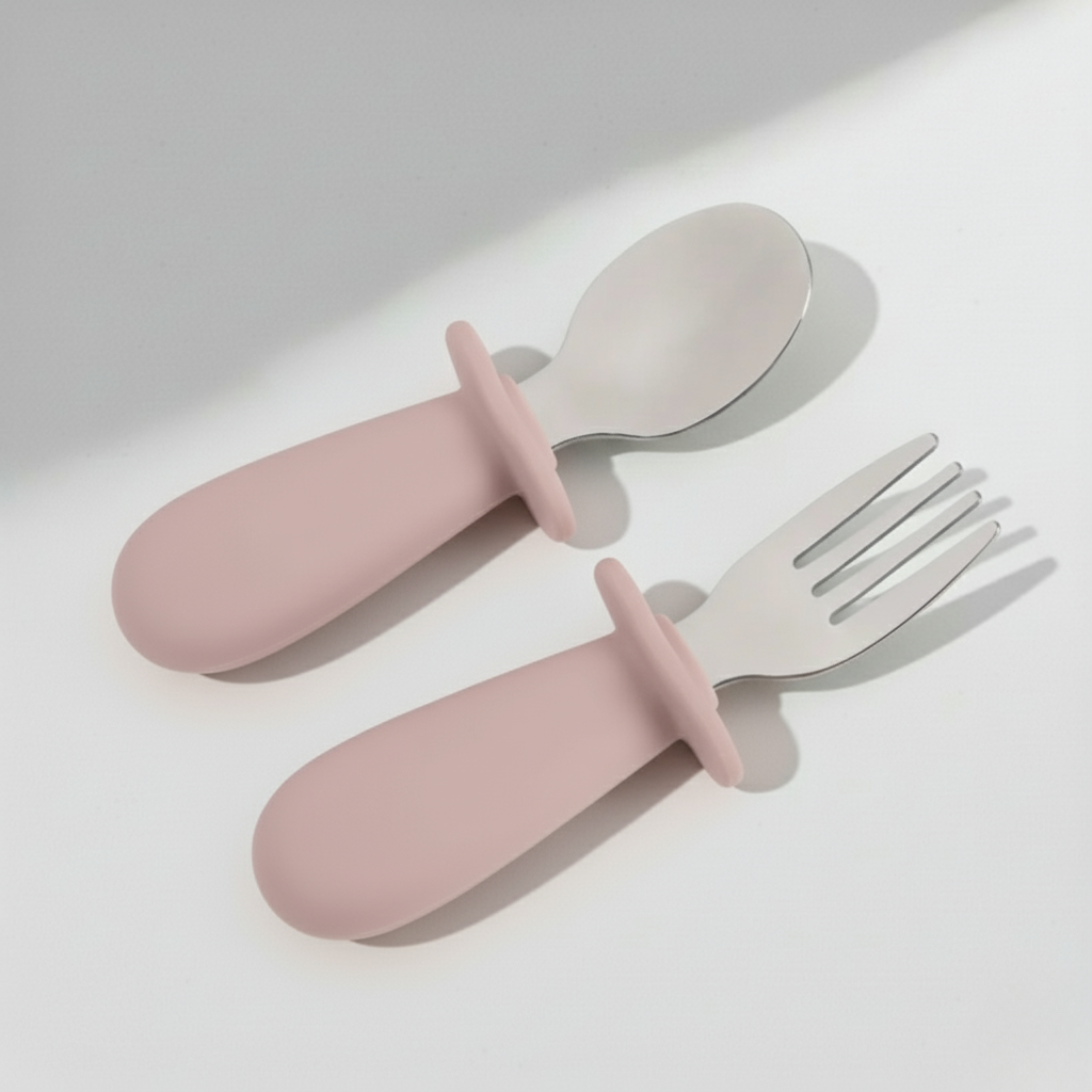 Ensemble de couverts ergonomique